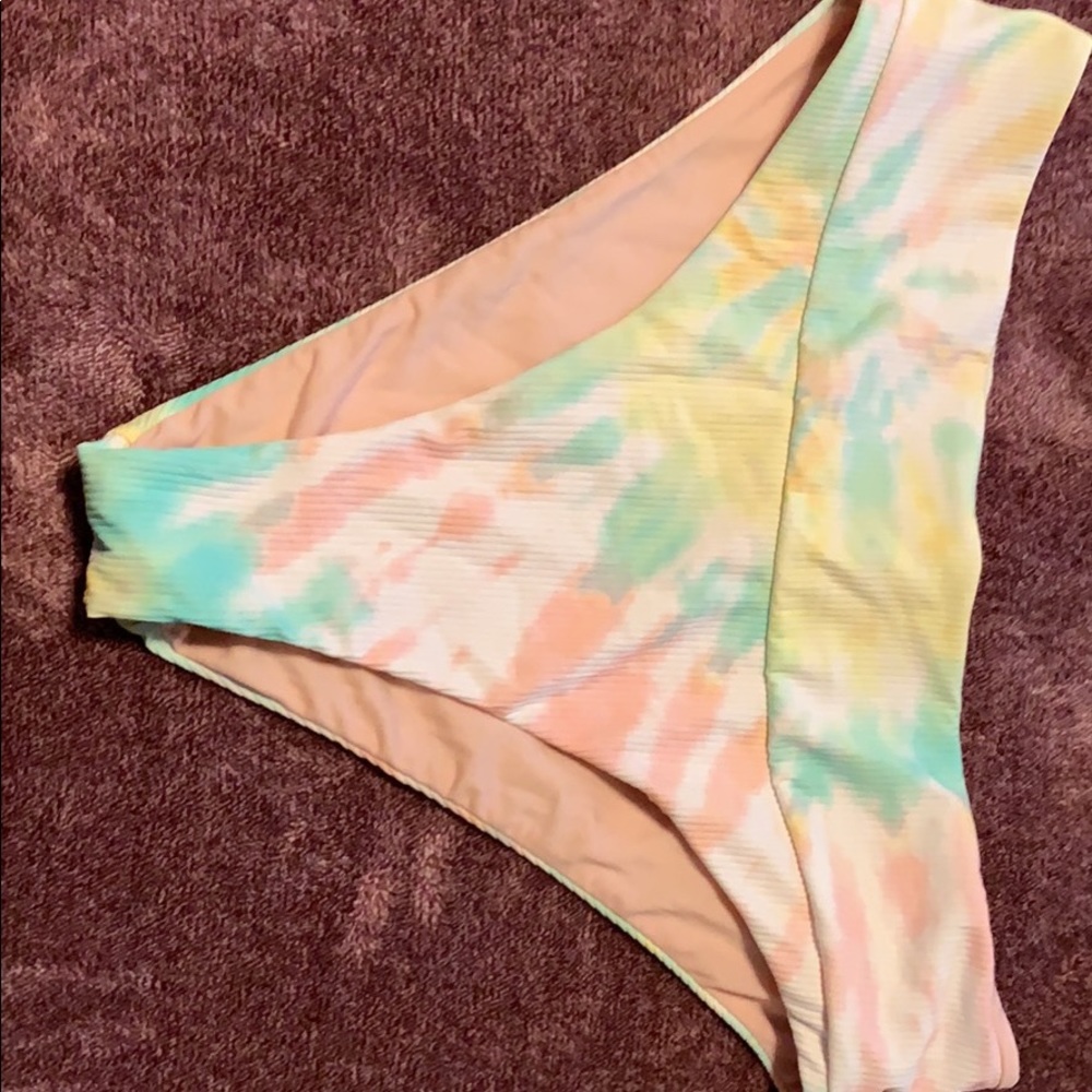 RipCurl high waisted tie-dye bikini bottoms